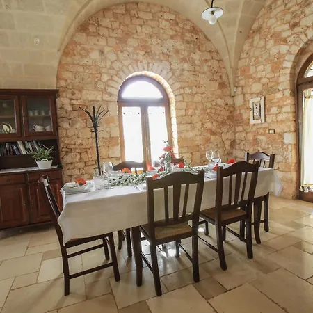 Nyaraló Trullo Degli Ulivi Con Piscina E Vasca Per Bambini San Michele Salentino