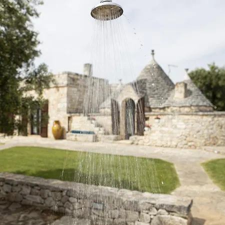 Trullo Degli Ulivi Con Piscina E Vasca Per Bambini Holiday home