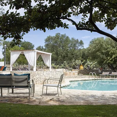 Trullo Degli Ulivi Con Piscina E Vasca Per Bambini Holiday home *