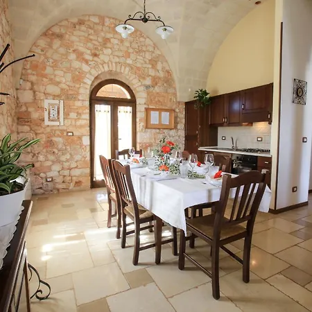 Trullo Degli Ulivi Con Piscina E Vasca Per Bambini *