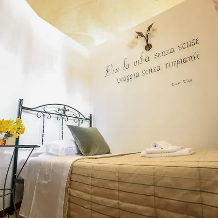 Trullo Degli Ulivi Con Piscina E Vasca Per Bambini Holiday home